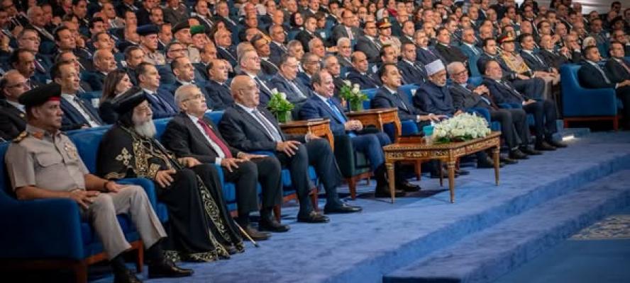 الرئيس السيسي: الحفاظ على الدولة خط لا يمكن تجاوزه.. وحديثي المتكرر عن 2011 هدفه استدعاء الذاكرة والوعي