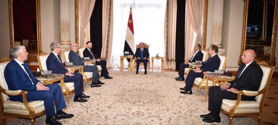 الرئيس السيسي يستقبل نائب مدير رئاسة روسيا الاتحادية والممثل الخاص للرئيس الروسي لشئون التعاون المالي