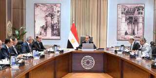 رئيس الوزراء يستعرض مقترحات لتطوير مطار العاصمة الجديدة والمنطقة المحيطة به