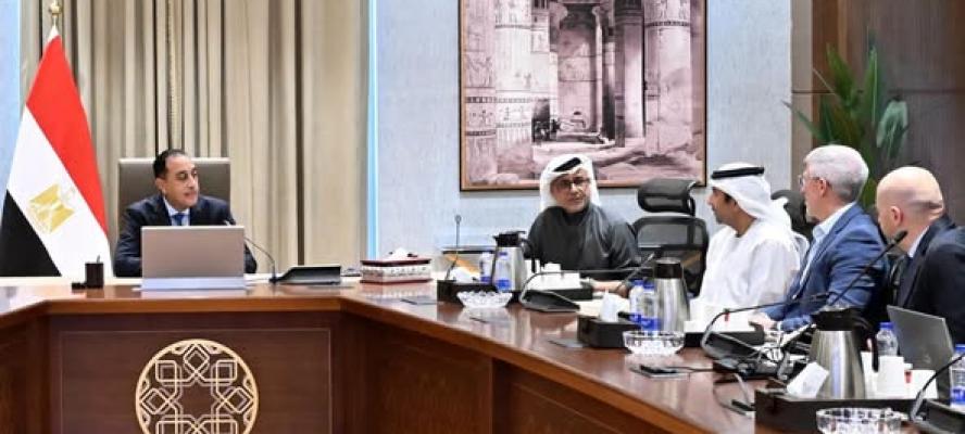 رئيس الوزراء يتابع مستجدات تنفيذ مشروعات مدينة ”رأس الحكمة”