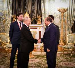 بوتين يثمن الدور المصري المحوري.. ويؤكد حرص روسيا على تكثيف التشاور والتنسيق السياسي مع مصر