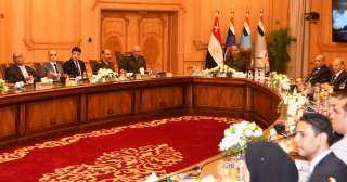 الفريق أشرف سالم زاهر يستقبل وفداً من أعضاء لجنة الدفاع والأمن القومى... الفريق أشرف سالم زاهر يستقبل وفداً من أعضاء لجنة الدفاع والأمن القومى بمجلس النواب