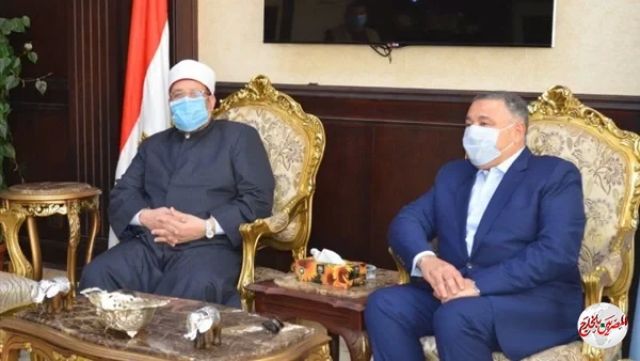 محافظ البحر الأحمر يستقبل وزير الأوقاف ويشيد بجهود إحلال وتجديد بيوت الله