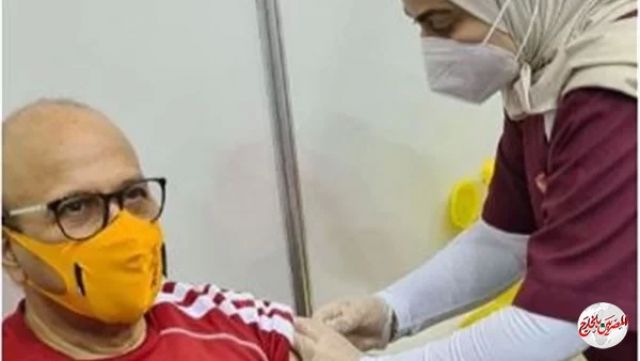وزير الخارجية البحريني يتطوع لإجراء تجارب لقاح كورونا