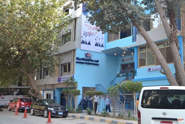 المدرسة اليمنية الحديثة بالقاهرة والعام الدراسي الجديد عام للتحدي والتميز