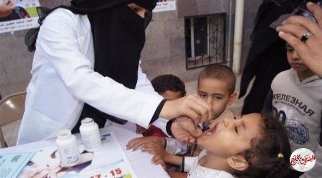 "وكالة يمنية": لجنة الطوارئ تحمل ميليشيا الحوثي مسؤولية تفشي شلل الأطفال بالبلاد