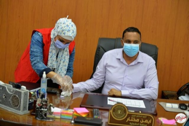 محافظ الدقهلية يجرى التحاليل اللازمه.. ويتابع اعمال فرق المبادرة بنطاق المحافظة