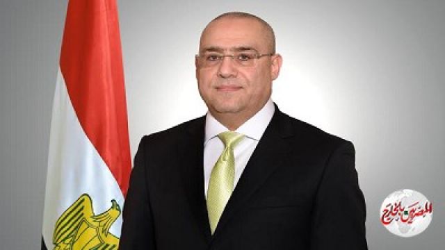 "الجزار" يتابع سير العمل بـالمجتمعات العمرانية الجديدة