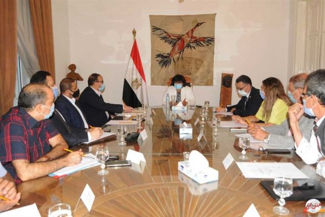 وزيرة الثقافة تتابع استعدادات فعاليات مهرجان الموسيقى العربية بدورته الـ29