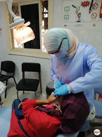 بالصور.. محافظ دمياط: توقيع الكشف الطبى بالمجان على ١١٠٠ مواطن بالبساتين