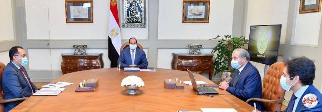 السيسي يوجه وزارة التموين بالإستمرار في توفير السلع الأساسية والاحتياطي الاستراتيجي