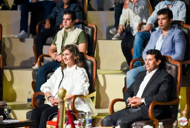 وزارتا الهجرة والشباب الرياضة تنظمان زيارة لوفد شباب مصر الدارسين بالخارج إلى مدينة "الأسمرات"