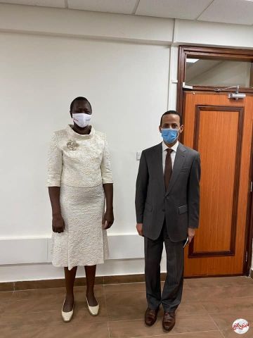 السفير المصري لدى جنوب السودان يلتقي بوزيرة التعليم الأساسي