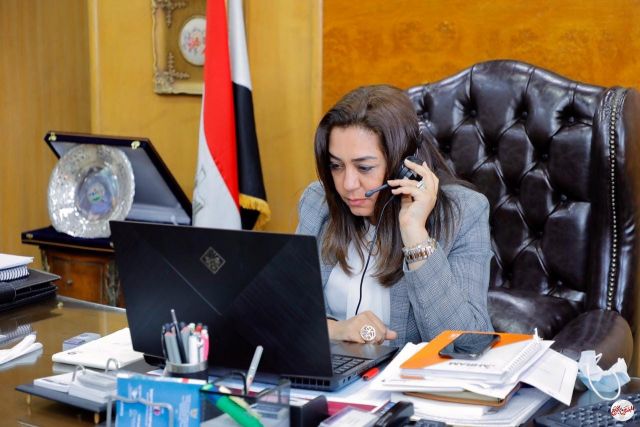 محافظ دمياط تشارك باجتماع المائدة المستديرة لمؤتمر "جسر المدن على الإنترنت لعام ٢٠٢٠"