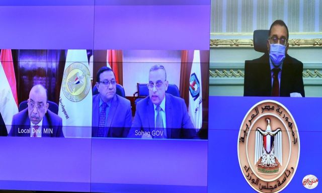 رئيس الوزراء يبحث آلية مواجهة التحديات بالمشروعات المتعثرة بسوهاج