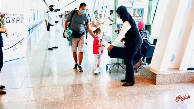 مطار القاهرة يعلن وصول وسفر 164 رحلة جوية