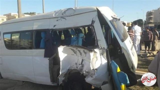 عاجل 4 قتلى و15 مصابا فى حادث تصادم «أتوبيسي التجمع»