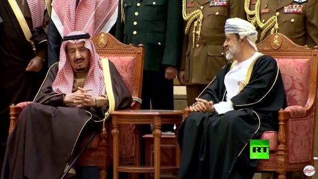 البيت الأبيض  يوجه الشكر للملك سلمان وسلطان عُمان للمساعدة في الإفراج عن رهائن