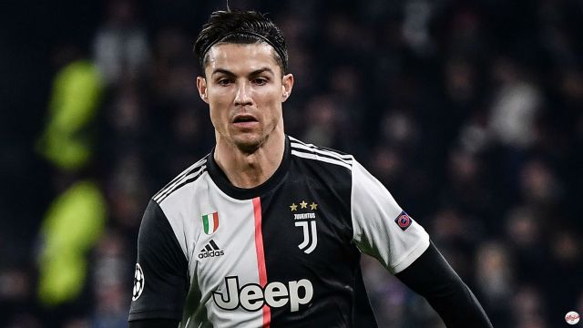 "وكالات": إيطاليا تمنع رونالدو من دخول أراضيها بسبب كورونا