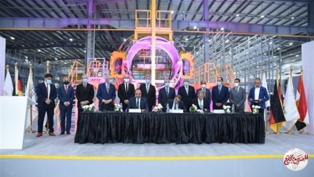 توقيع بين سيمنس ووزارة الكهرباء لتقديم الدعم عن بعد لمحطات توليد الطاقة