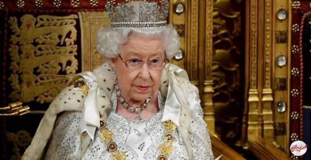 لأول مرة منذ تفشي الوباء... إليزابيث الثانية تظهر في مختبر للعلوم