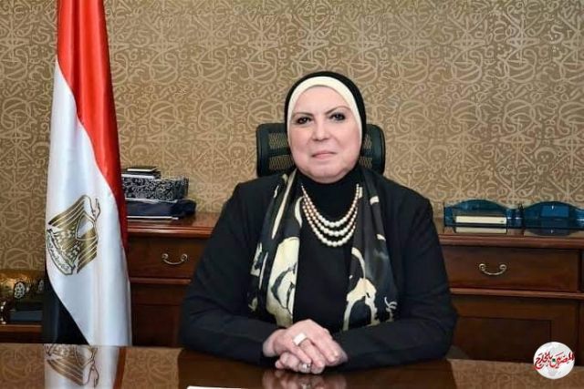 وزيرة التجارة والصناعة بدء حجز المصانع بـ7 مجمعات.. والتقسيط يصل لـ10 سنوات