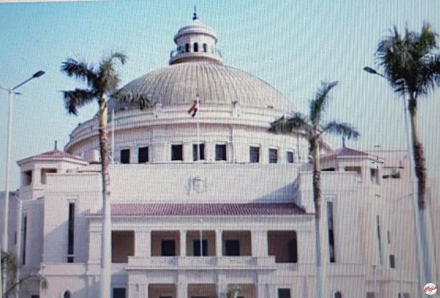 جامعة القاهرة: تسكين الطلاب المغتربين اليوم .. والتغذية مجانا لغير القادرين