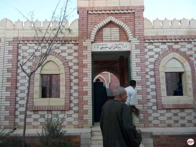 بالصور...تشييع جثمان والدة الشهيد البطل أحمد منسي بالعاشر من رمضان