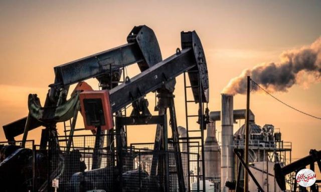 الكرملين: روسيا والسعودية تناقشان التعاون من أجل استقرار أسواق النفط