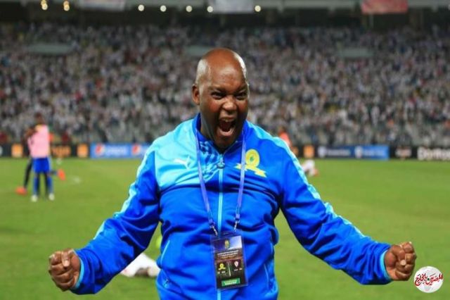 "بيتسو موسيماني"يحصد جائزة أفضل مدرب في جنوب أفريقيا